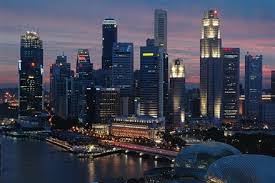 Pros say Rich Multinationals Find Singapore Luxury Property 'Cheap'