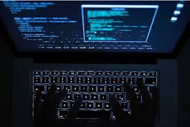 Researchers Say Macron Leaks Were Amplified With The Help Of U.S. Far-Right Activists, Wikileaks And Bots Researchers Say Macron Leaks Were Amplified With The Help Of U.S. Far-Right Activists, Wikileaks And Bots