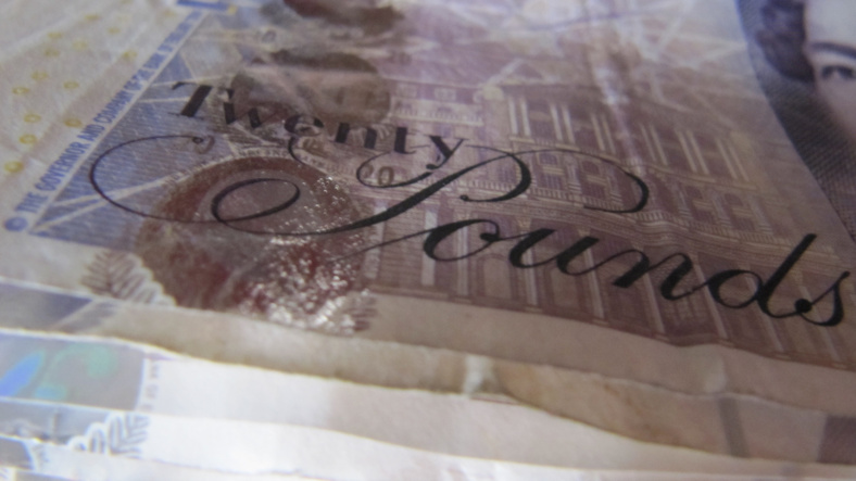 Betting on art and culture - learning from Oberthur Fiduciaire how to conquer new markets Betting on art and culture - learning from Oberthur Fiduciaire how to conquer new markets