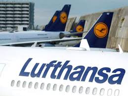 Corporate Bond Sale Helps Lufthansa Raise $1.2 Billion