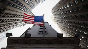 Strong Consumer Spending and Business Investment Drive US Corporate Profit Rebound and Higher GDP Growth in Second Quarter Strong Consumer Spending and Business Investment Drive US Corporate Profit Rebound and Higher GDP Growth in Second Quarter
