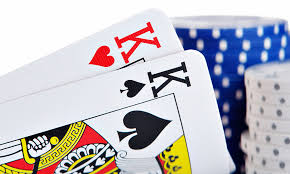 Companies Increasingly Turn to Co-CEO Leadership Amid Complex Business Challenges