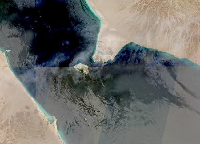 Houthi Fee Proposal dfor Red Sea Vessels Signals Bid for Economic Control: Reports