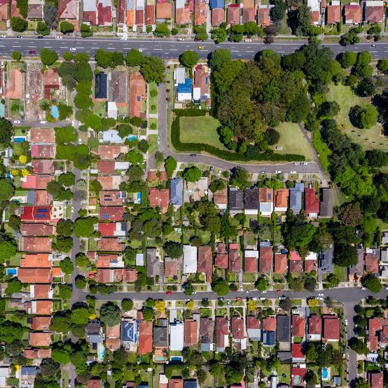 Australia’s Housing Slowdown Hits Businesses as Fewer Homes Change Hands