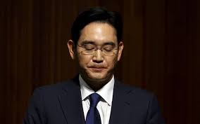Samsung Corporate Nerve Center Dismantled, Group Chief Charged With Bribery Samsung Corporate Nerve Center Dismantled, Group Chief Charged With Bribery