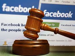 Zuckerberg in the Crosshairs as $8 Billion Privacy Trial Unfolds