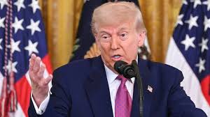 Trump Moves to Rein In Economic Data and Gain Early Fed Leverage
