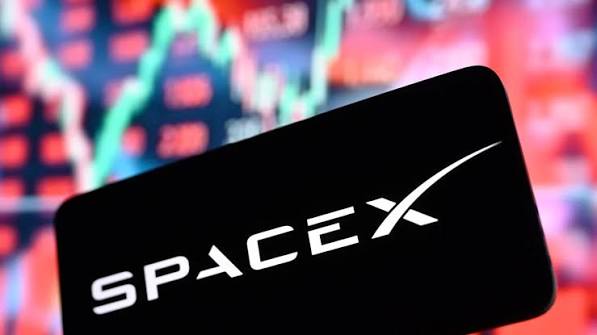 Expectations and Momentum Drive SpaceX's Market Debut