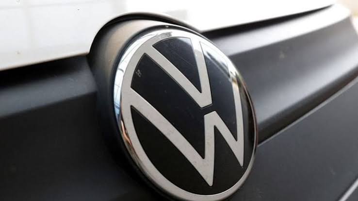 China Slowdown and Tariffs Push Volkswagen Into Restructuring