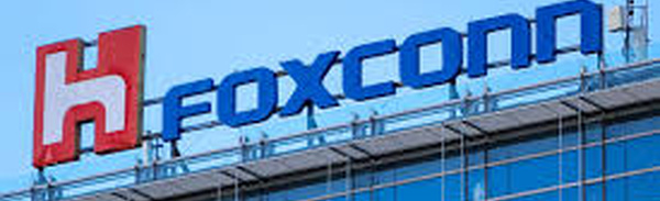 Foxconn Downgrades Full-Year Outlook as U.S. Tariff Threat Casts Shadow Over AI Boom