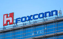 Foxconn Downgrades Full-Year Outlook as U.S. Tariff Threat Casts Shadow Over AI Boom