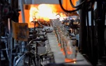 Global Manufacturing Splits at Year-End as Europe Falters and Asia Gains Momentum